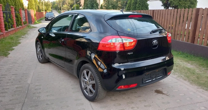 Kia Rio cena 19900 przebieg: 103130, rok produkcji 2013 z Zalewo małe 191
